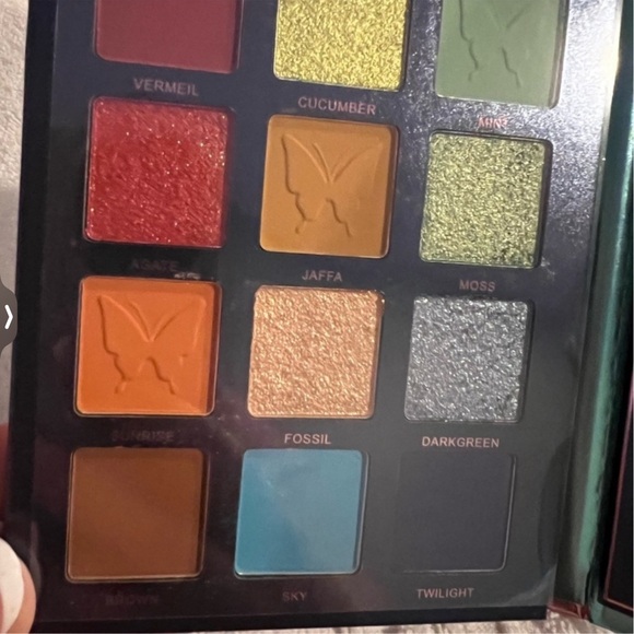Eyeshadow palette - Picture 7 of 10